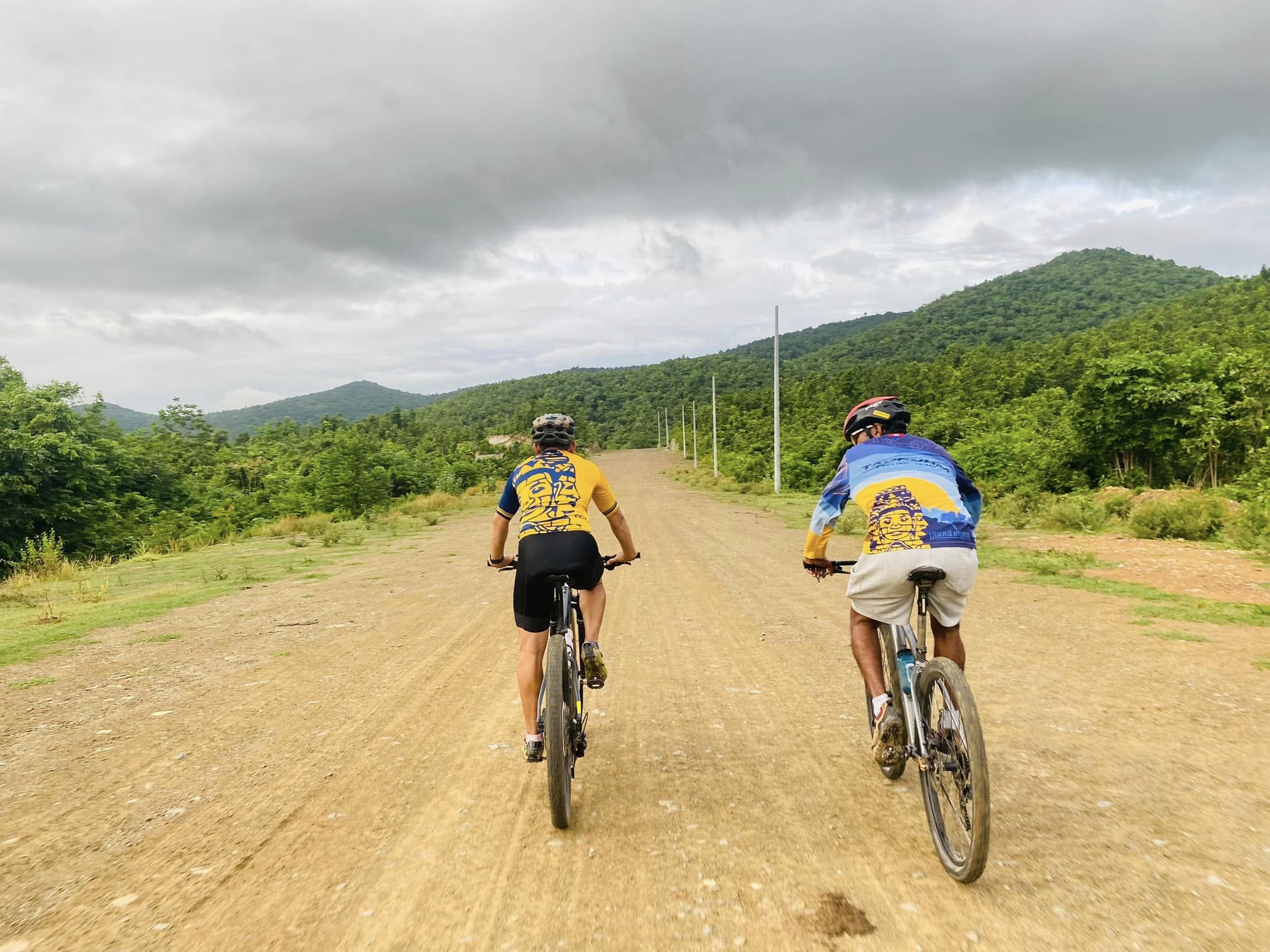 Angkor Beautiful Sunrise Bike Tour